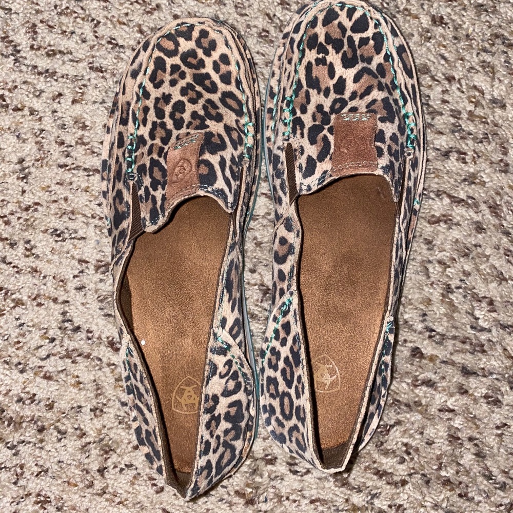 Ariat Cruisers
